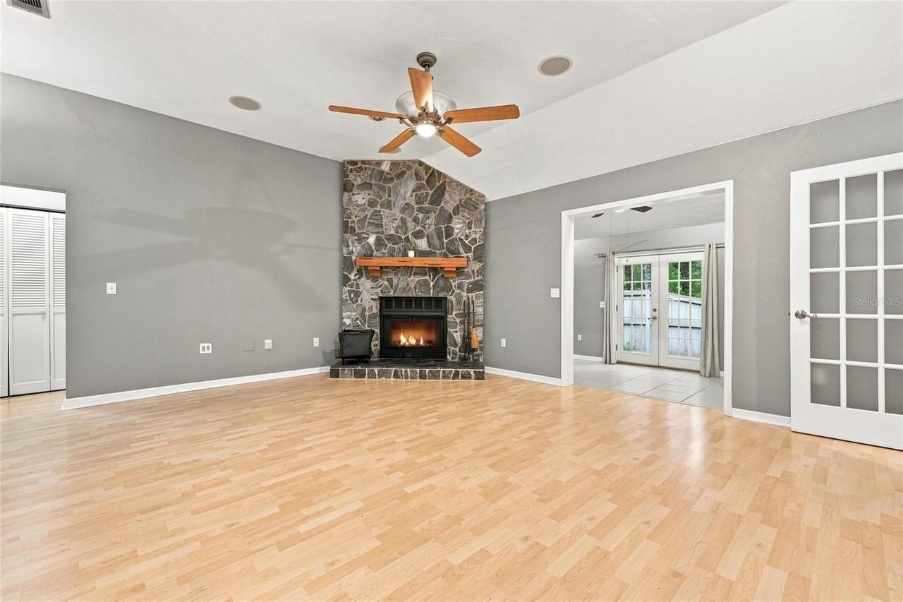 5201 Sw 86th Ter - Photo 7 of 26