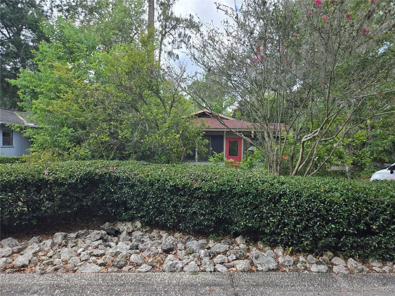 8770 Nw 37th Cir - Photo 2 of 23