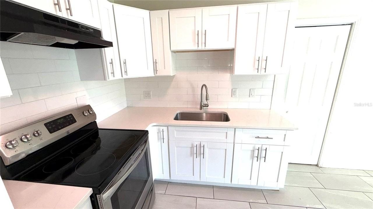 1425 Hester Dr - Photo 6 of 21