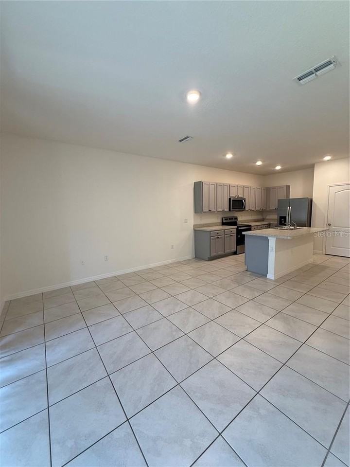 1264 Yellow Finch Dr - Photo 4 of 17