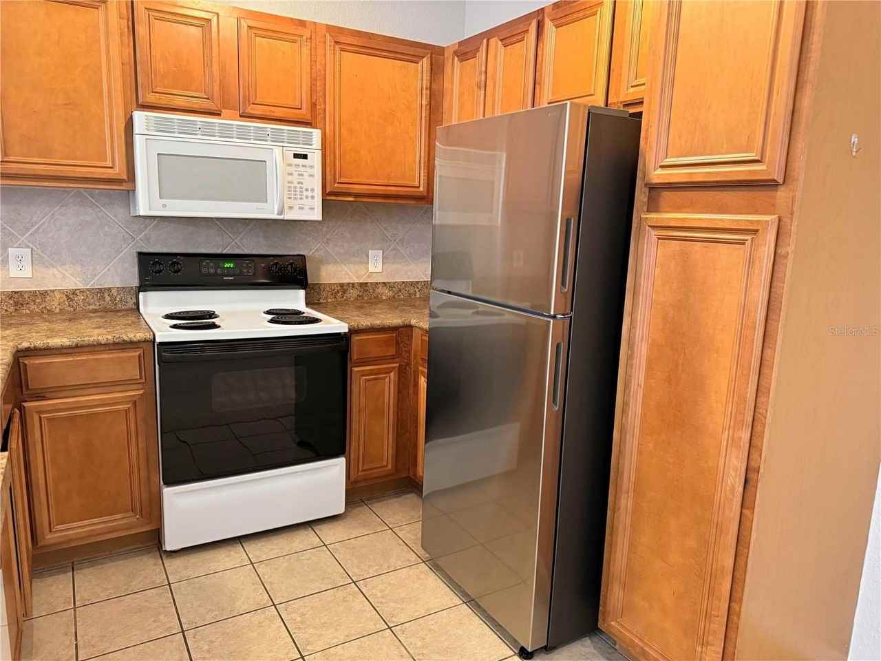 6131 Metrowest Blvd #116 - Photo 7 of 26
