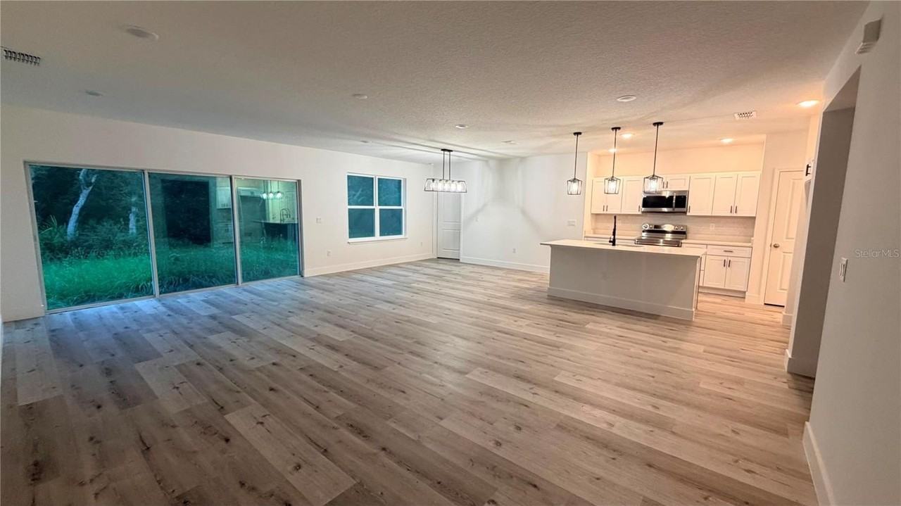 506 St Johns Ct - Photo 3 of 16