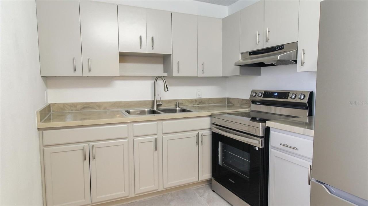 2509 Oak Park Way #115 - Photo 7 of 20