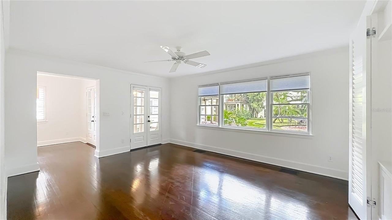 544 N Knowles Ave #540 - Photo 5 of 50