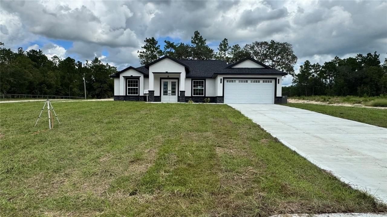 12423 Sw 67th Ln - Photo 3 of 29