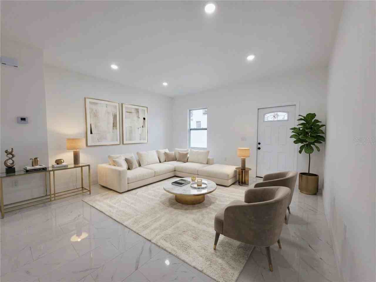 1098 Hammacher Ave Sw - Photo 4 of 15