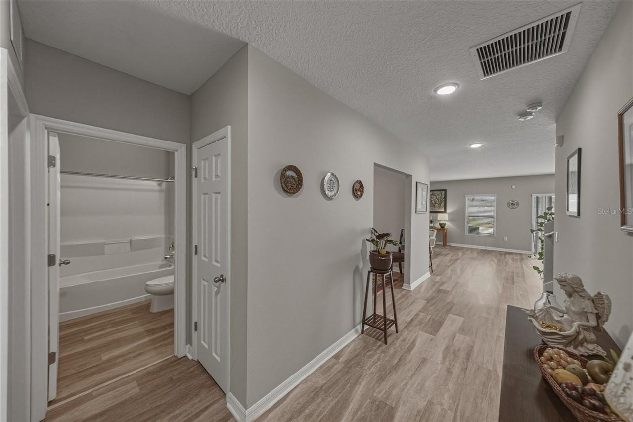 12756 Tannencrest Dr - Photo 6 of 50