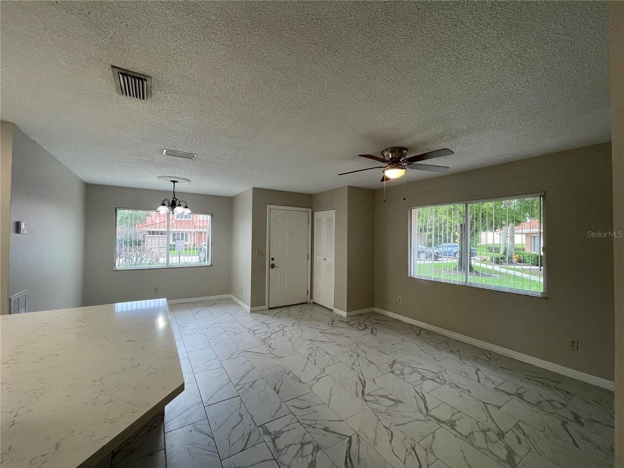 8401 Waterview Way - Photo 4 of 29