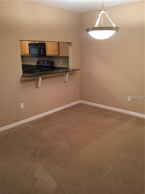206 Hardcastle Pl - Photo 4 of 8