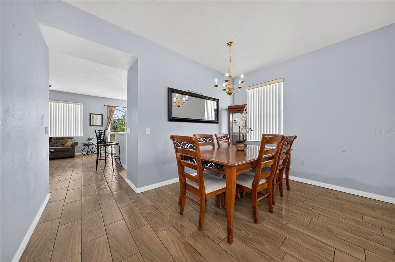 217 Sand Ridge Dr - Photo 4 of 22
