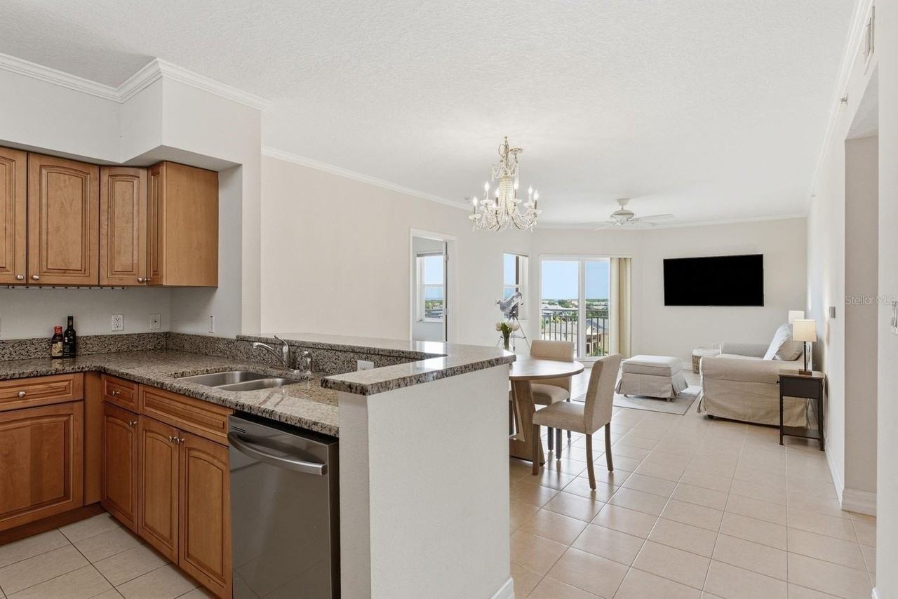 4516 Seagull Dr #701 - Photo 4 of 45