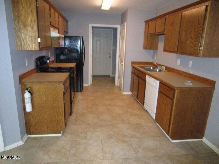 13190 Warren Dr - Photo 6 of 12