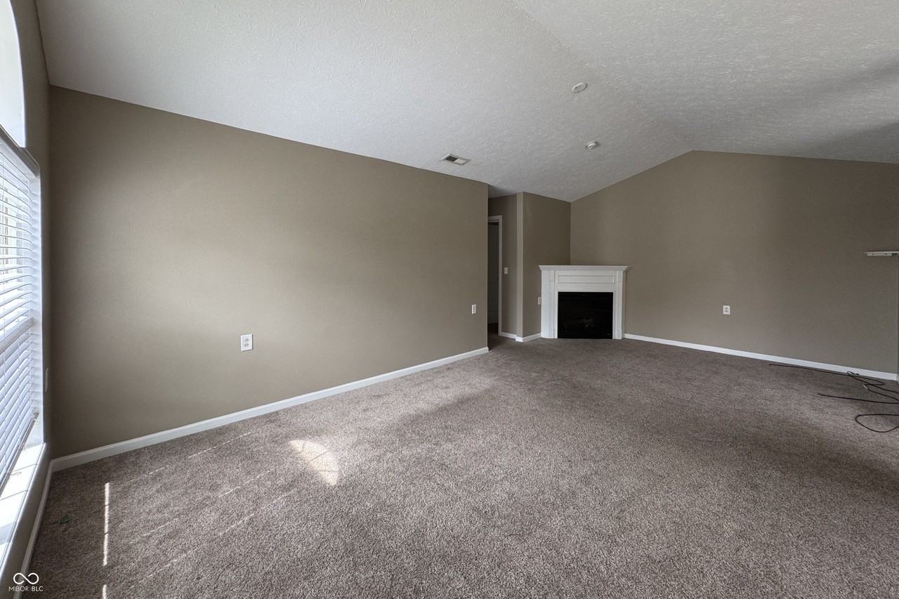 3026 Wildcat Ln - Photo 4 of 20