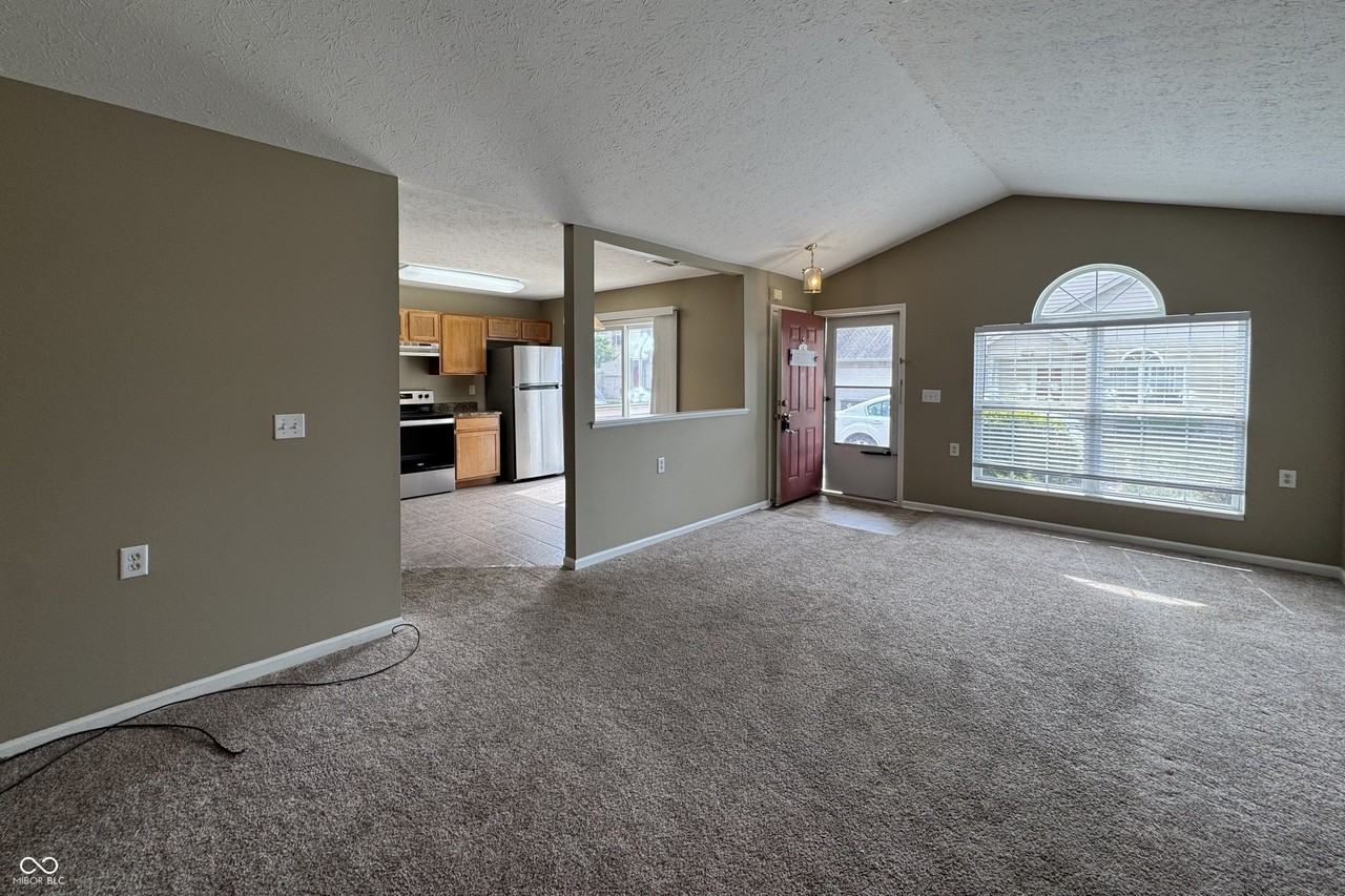 3026 Wildcat Ln - Photo 5 of 20