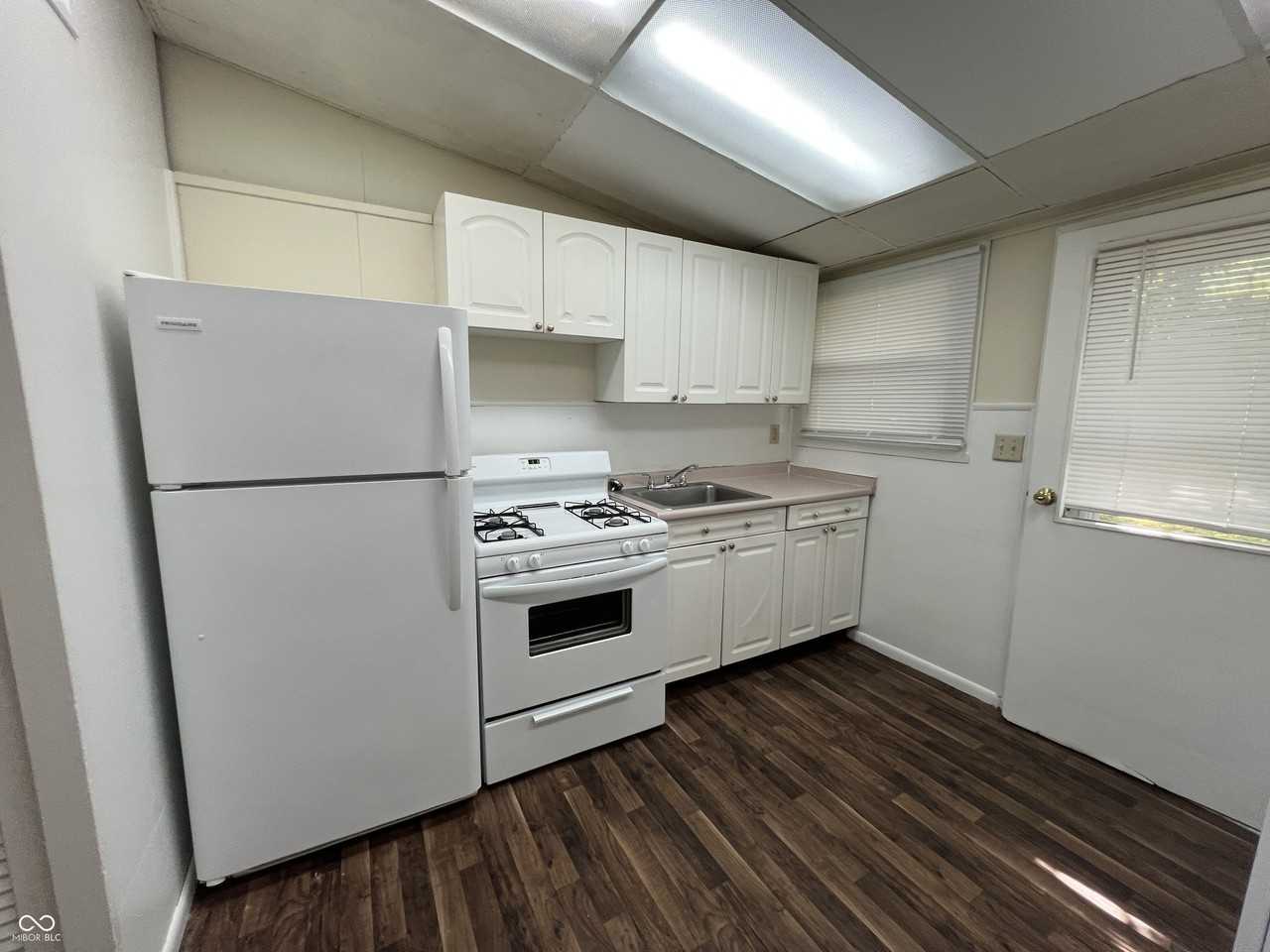 1324 S East St - Photo 7 of 18