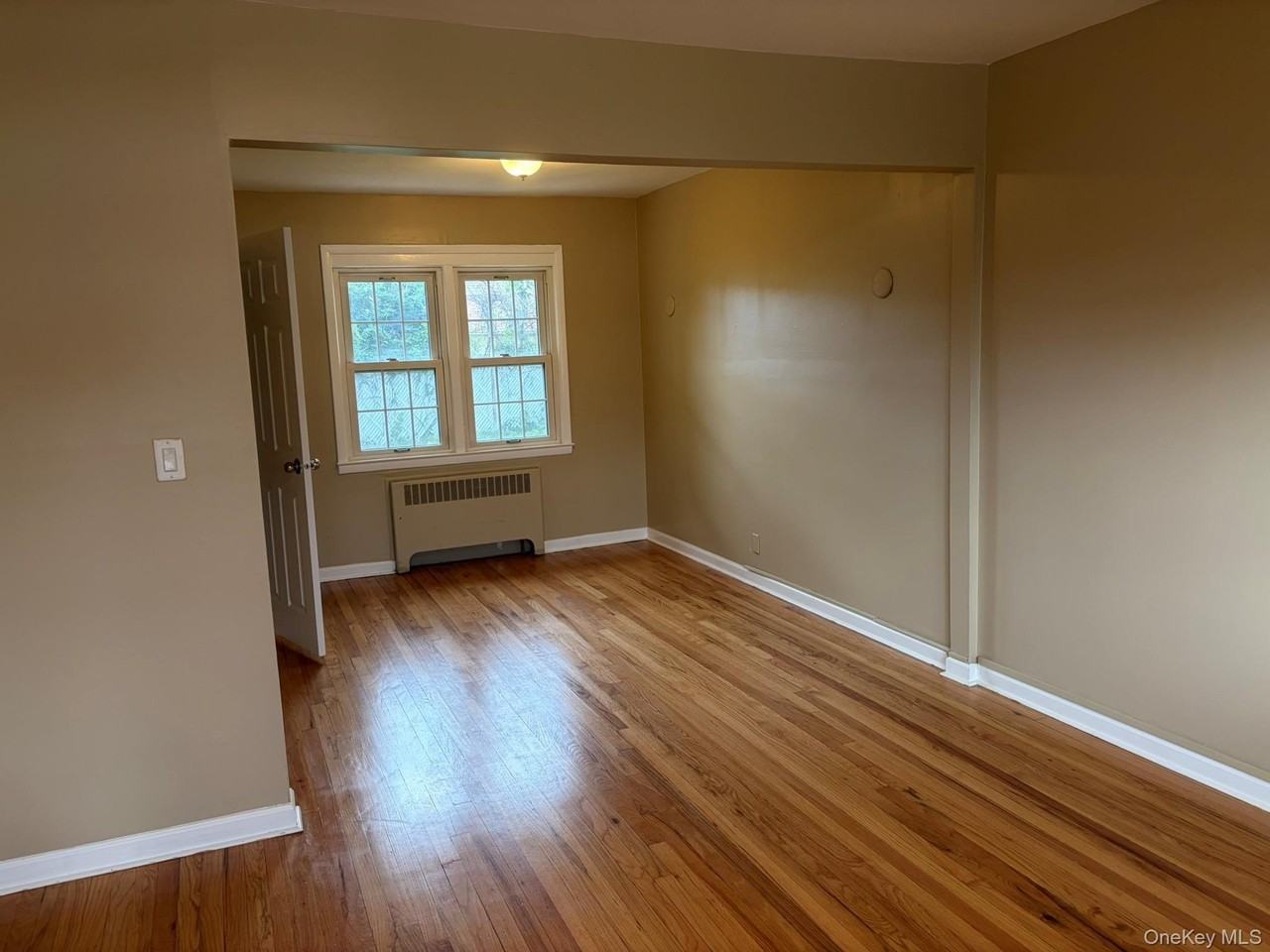 243 Lee Ave - Photo 2 of 8