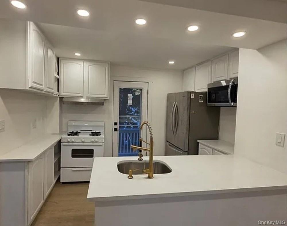 27B Wood Rd - Photo 3 of 6