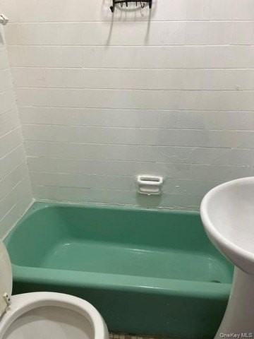 270 Sumpter St #2 - Photo 6 of 8