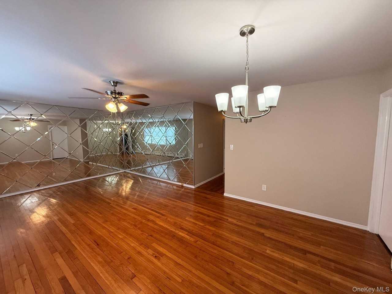 112 N Columbus Ave - Photo 2 of 8