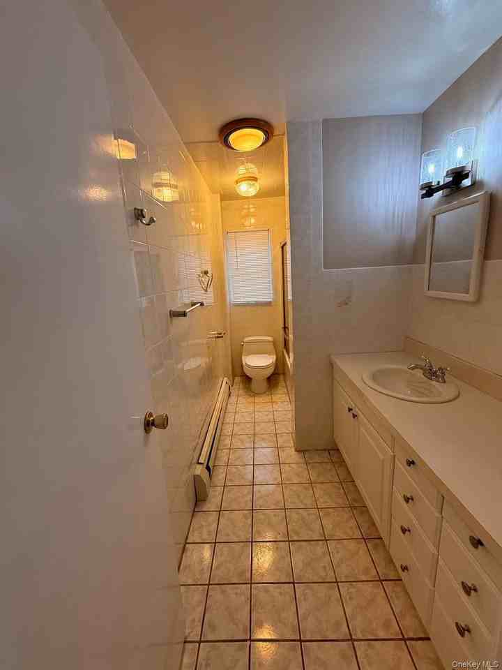 112 N Columbus Ave - Photo 5 of 8
