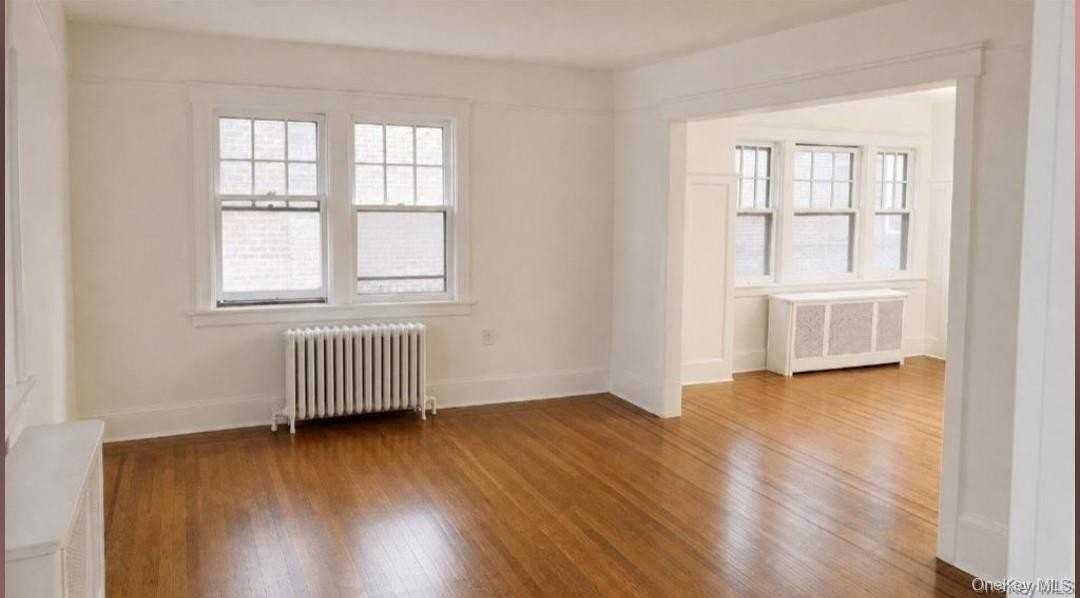 253 S Fulton Ave - Photo 5 of 7