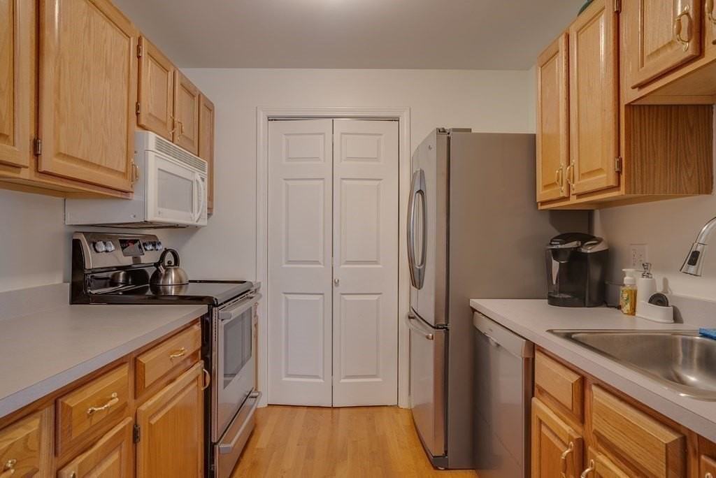 150 Staniford St #910 - Photo 7 of 25