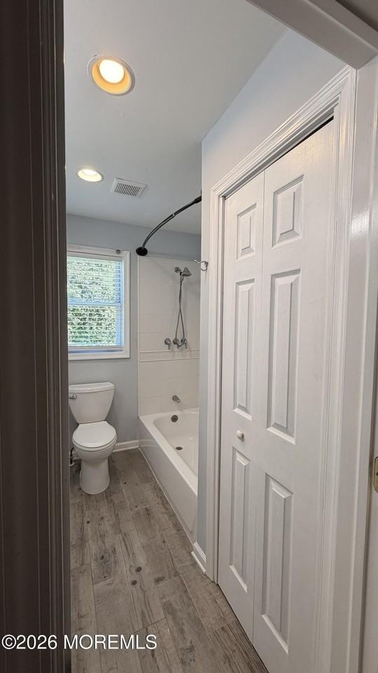 52 Greenwood Rd - Photo 4 of 7