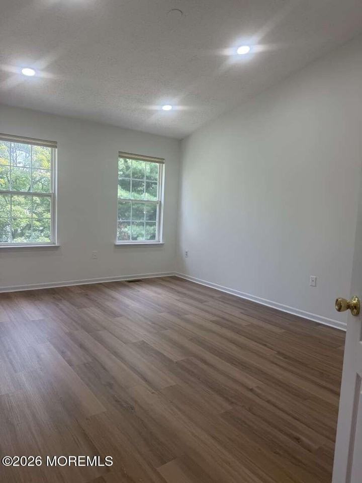 2810 Ice House Ct - Photo 5 of 6