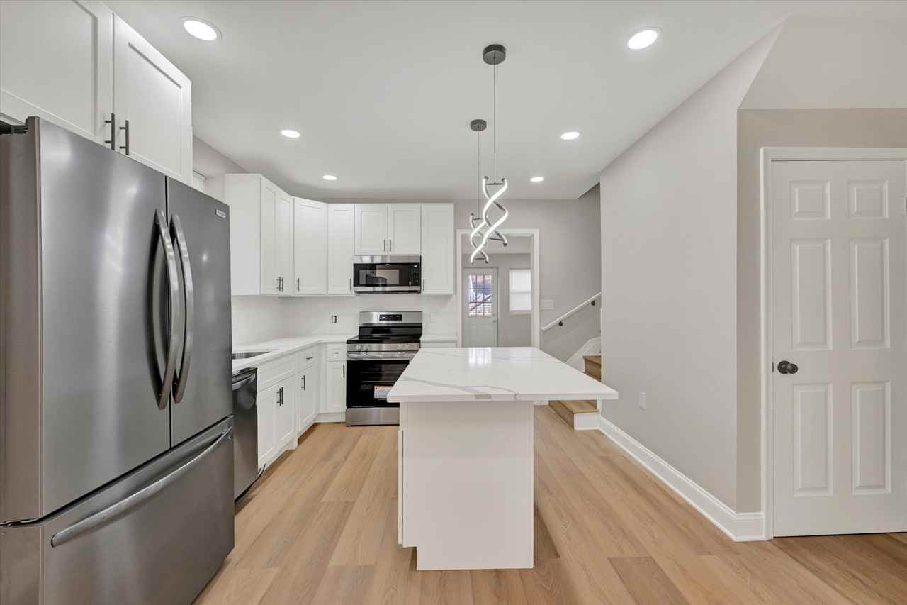 3805 Penhurst Ave #1 - Photo 4 of 22