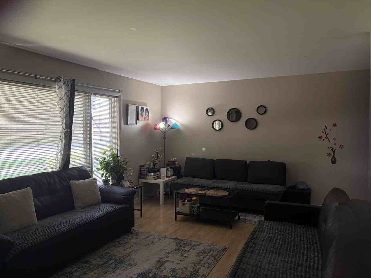 10405 S Keating Ave #1B - Photo 4 of 14