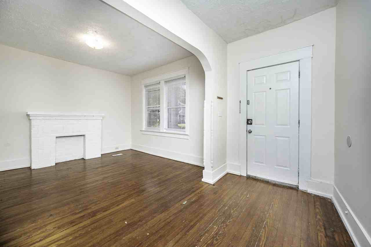 2601 2nd Ave #1 - Photo 3 of 18