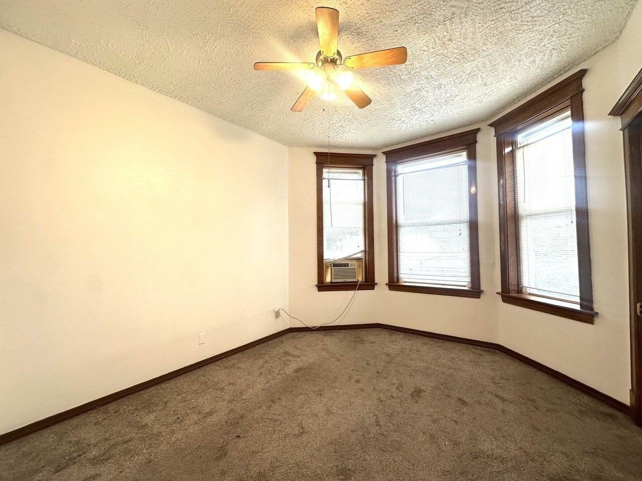 4543 N Keystone Ave #3 - Photo 2 of 12