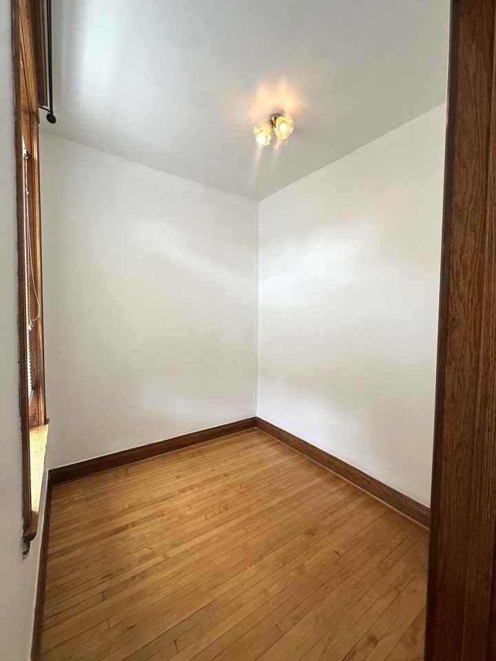 4543 N Keystone Ave #3 - Photo 6 of 12