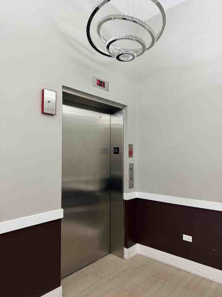 243 E 31st St #202 - Photo 3 of 18