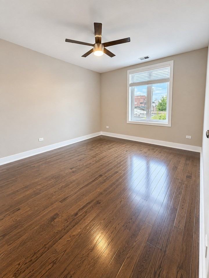243 E 31st St #202 - Photo 7 of 18