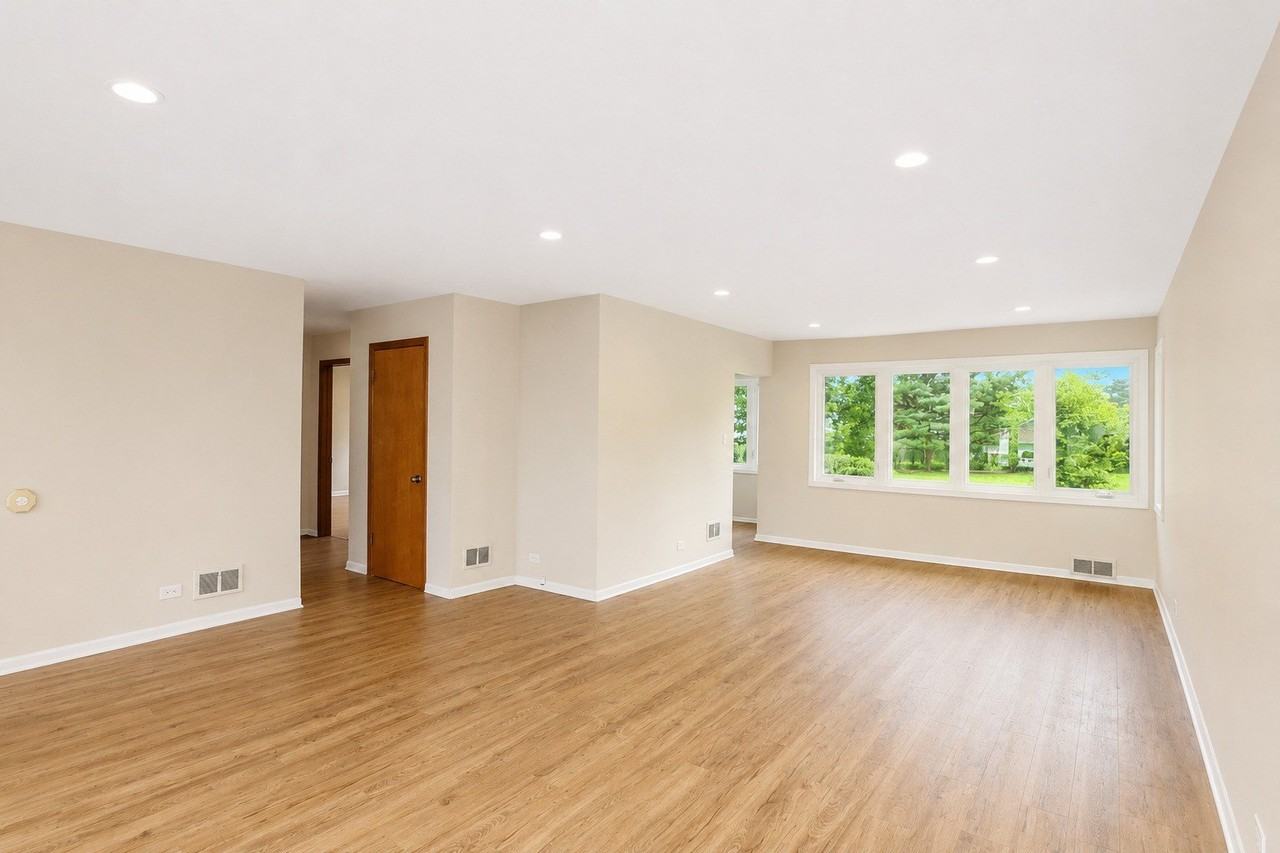 7N435 Linden Ave - Photo 7 of 30