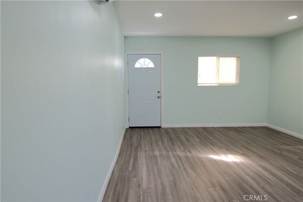 1733 Bonita Ave - Photo 6 of 9