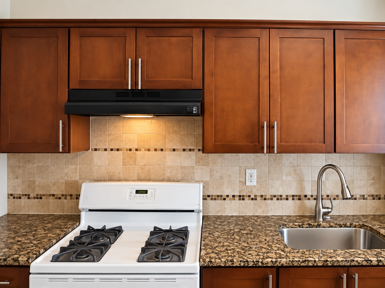 520 Broadway #3A