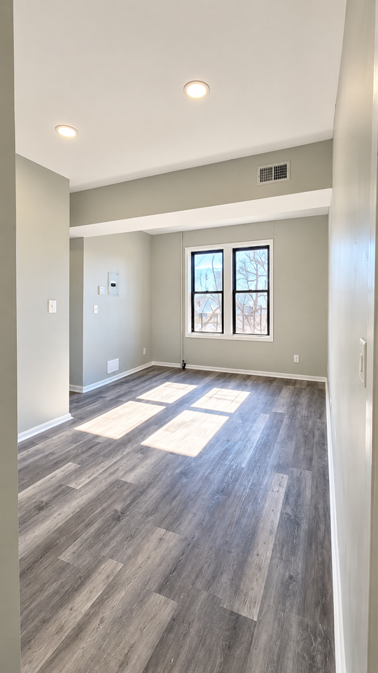 805 Broadway #36 - Photo 4 of 7