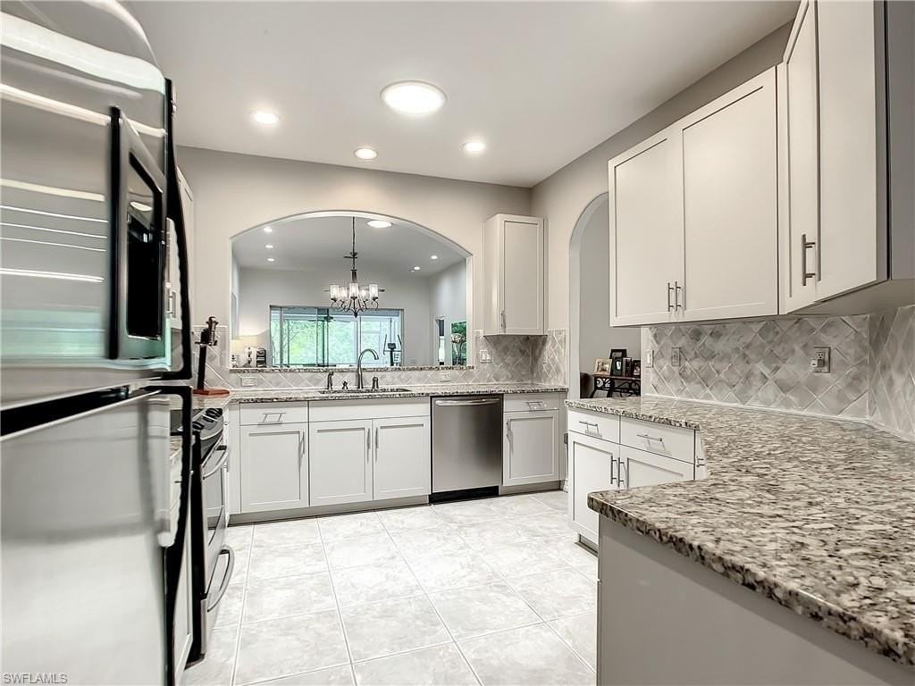 725 Mainsail Pl - Photo 2 of 27