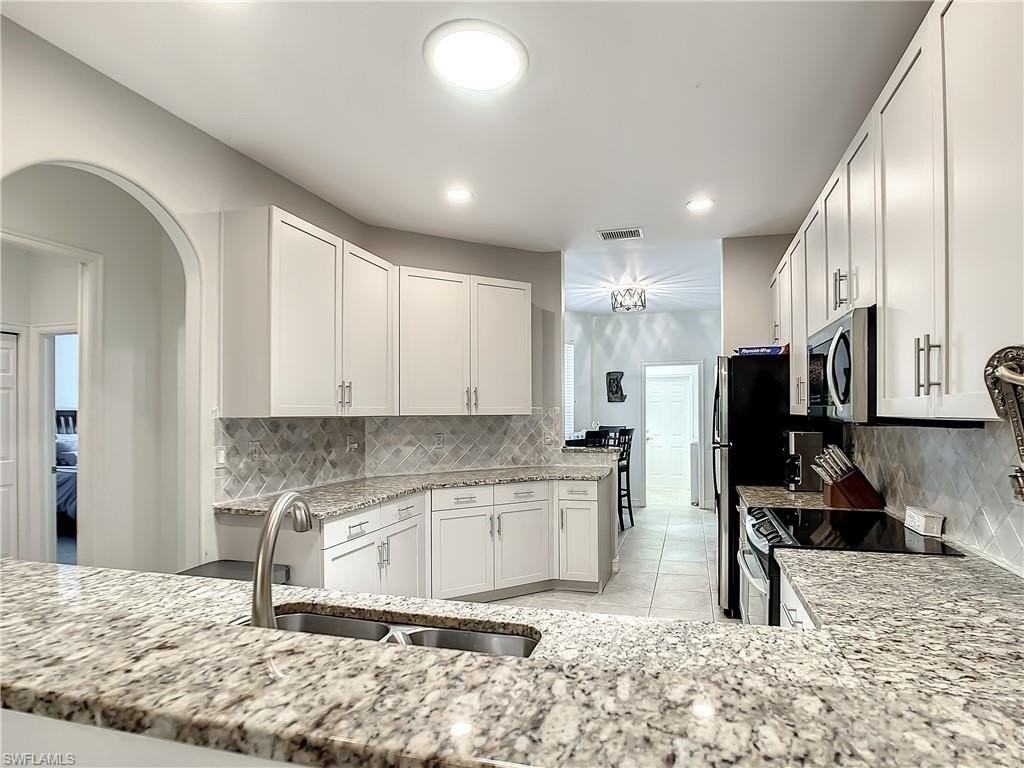 725 Mainsail Pl - Photo 4 of 27