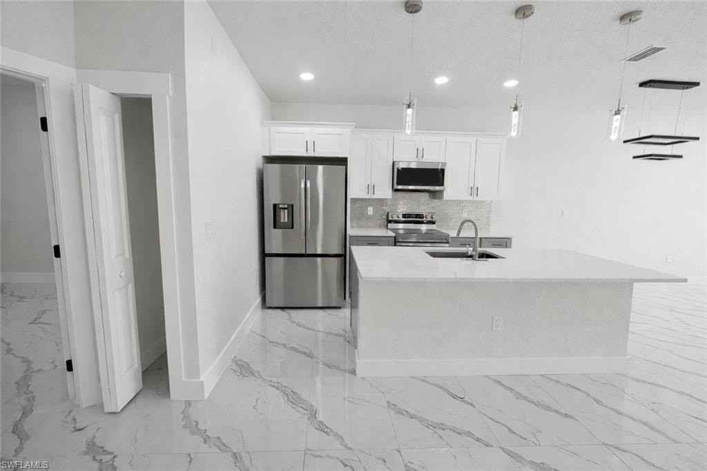 4820 24th St Sw - Photo 6 of 30