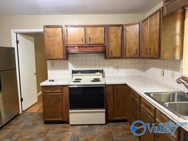 1618 Dug Hill Rd - Photo 4 of 16
