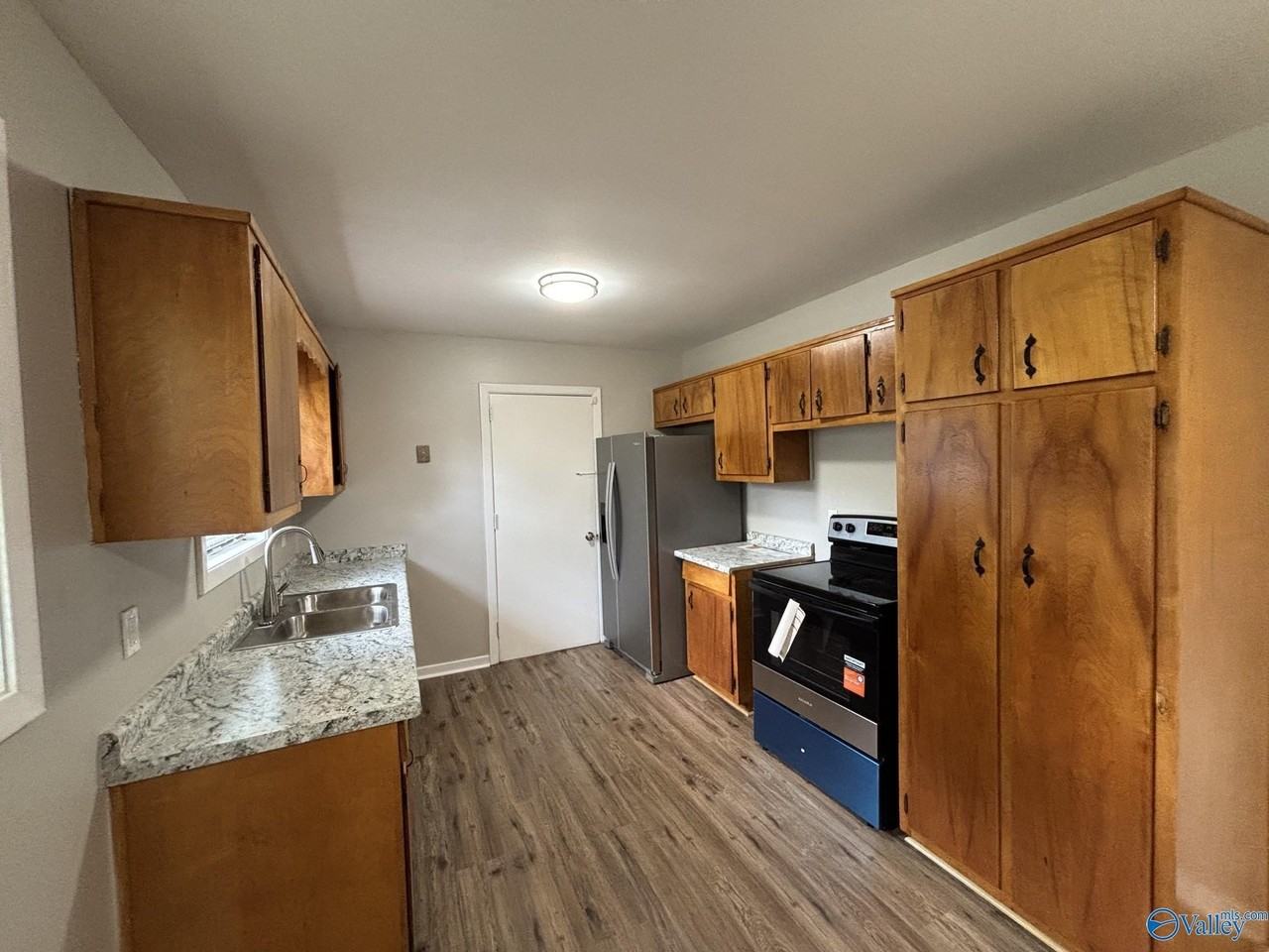 3018 Holiday Dr Sw - Photo 6 of 25