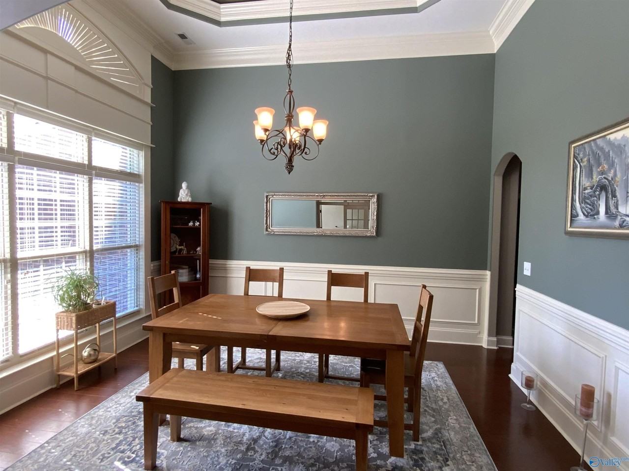 131 Arborwood Dr - Photo 4 of 26