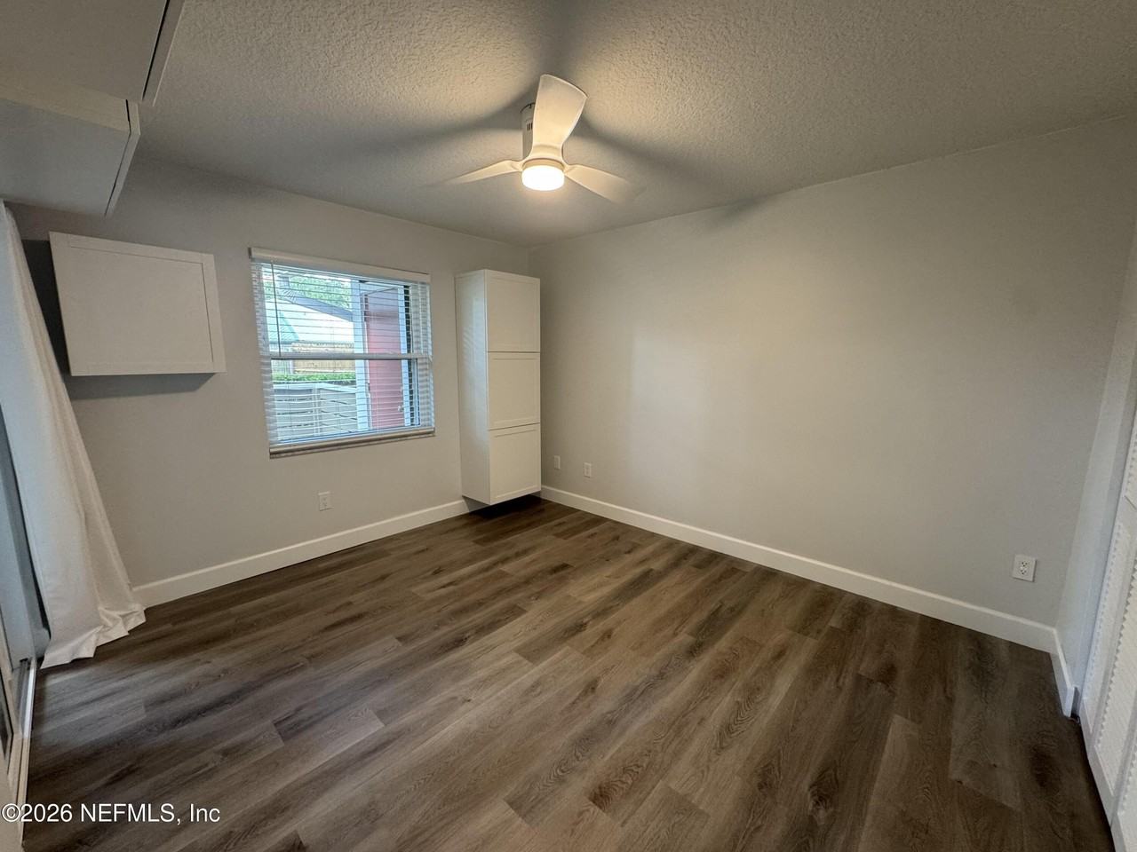 8428 Long Meadow Cir N - Photo 5 of 14