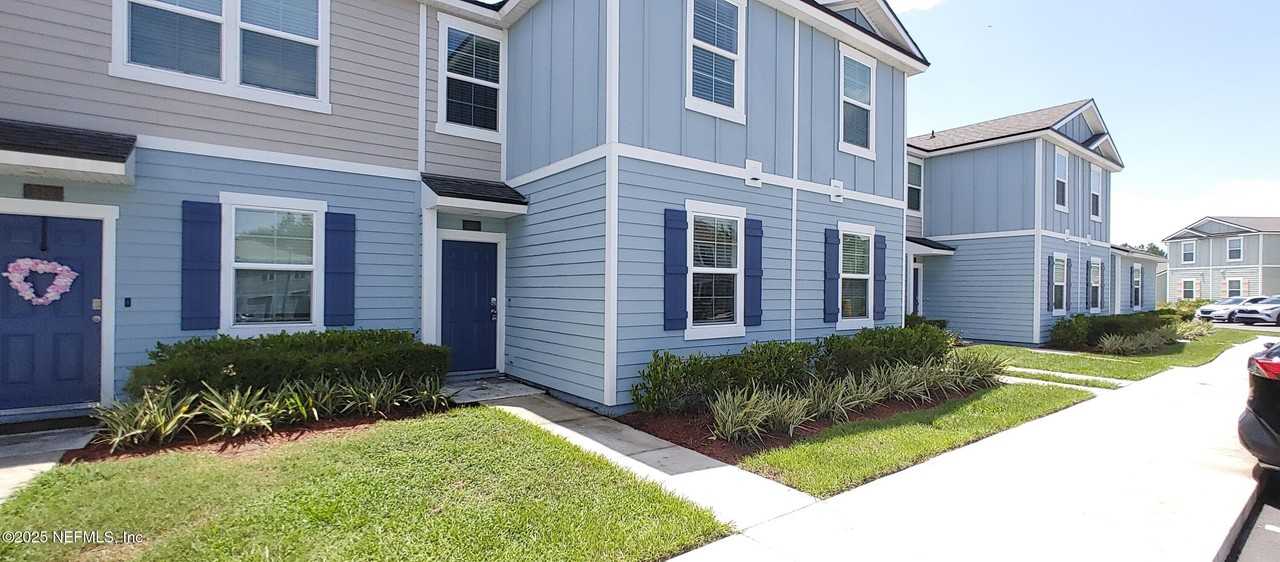525 Big Tree Way - Photo 2 of 18