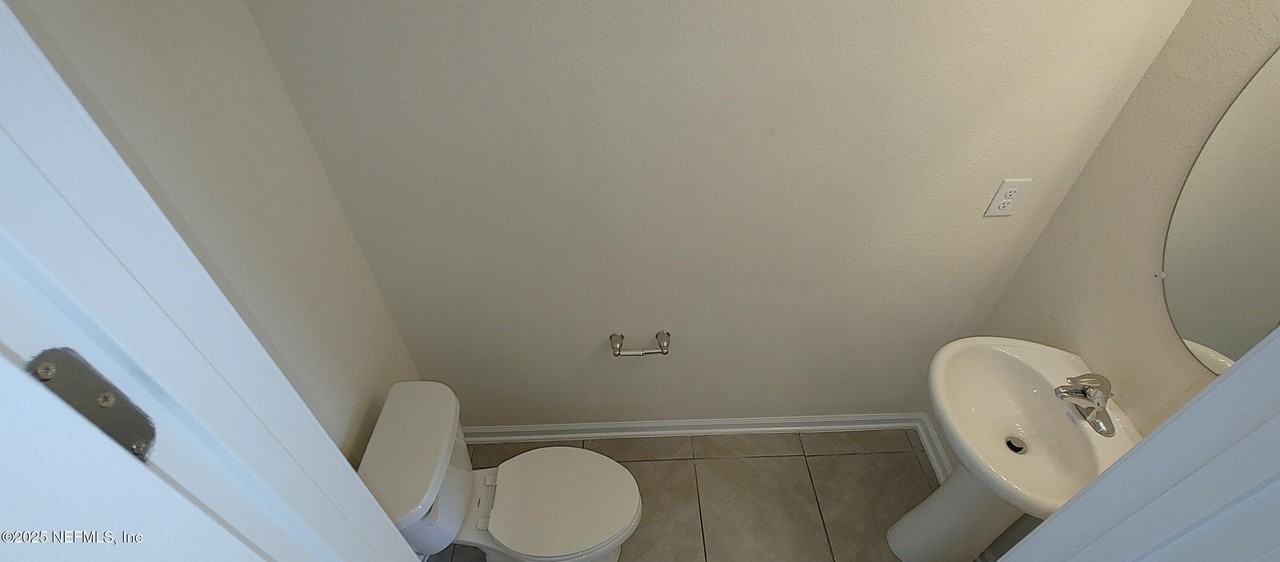 525 Big Tree Way - Photo 5 of 18