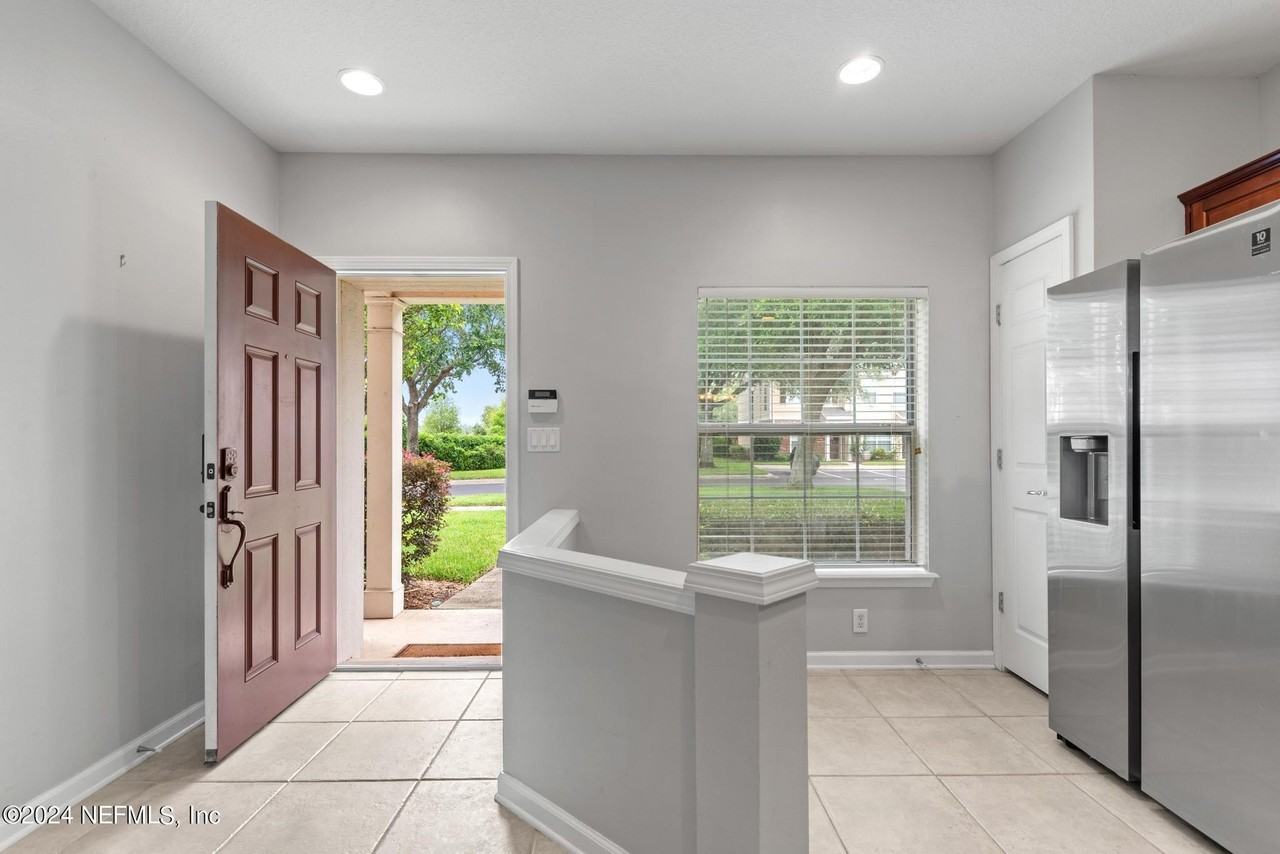 8159 Summerside Cir - Photo 7 of 25