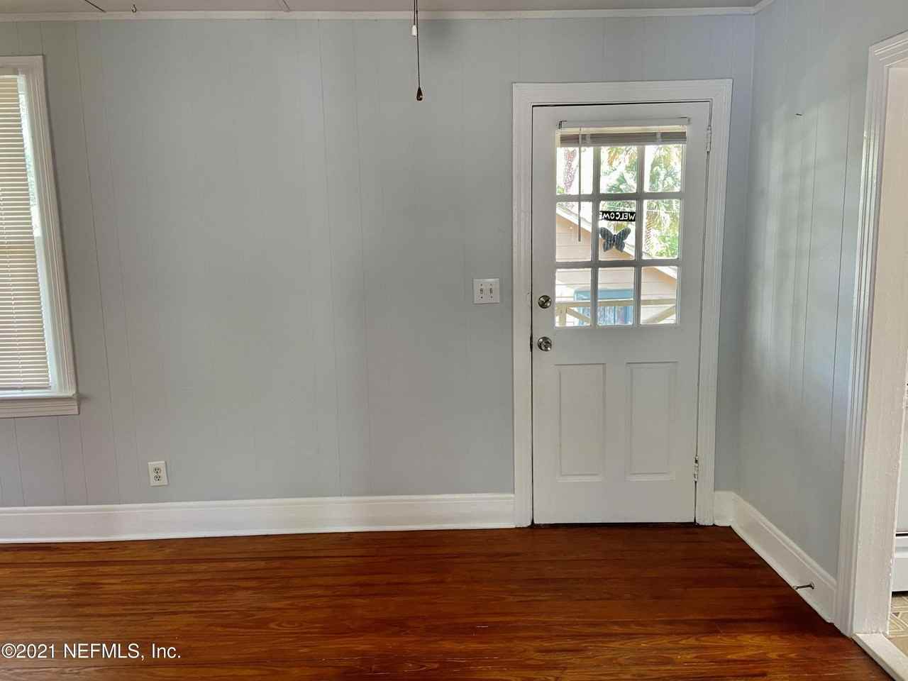 1651 Glendale St - Photo 4 of 18
